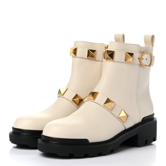 NWT Valentino Garavani Combat Boots Calfskin Leather Gold-tone Studs Sz 36 - Picture 1 of 12